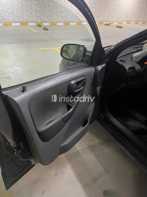 اوبل كورسا 2004 أزرق غامق مستعملة للبيع - 6