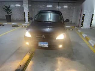 اوبل كورسا 2004 أزرق غامق مستعملة للبيع