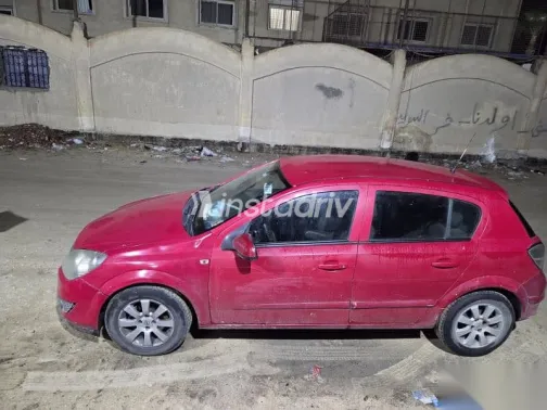 اوبل أسترا 2008 أحمر مستعملة للبيع - 3