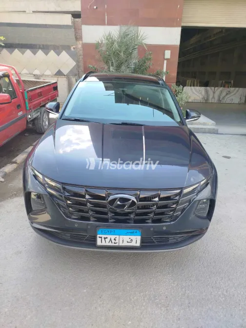 هيونداي توسان 2022 أبيض مستعملة للبيع - 1