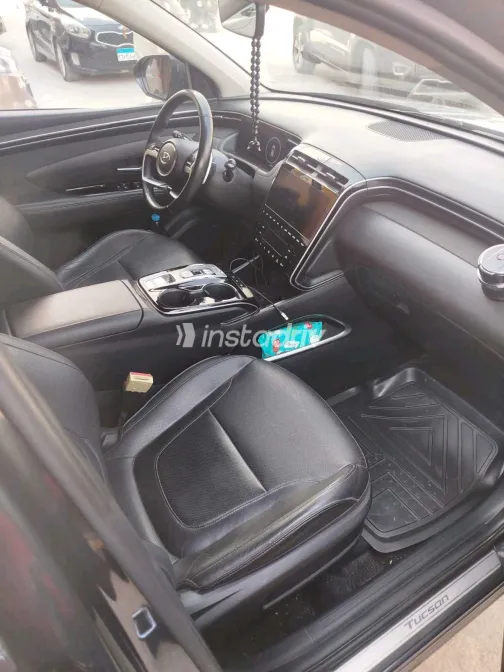 هيونداي توسان 2022 أبيض مستعملة للبيع - 8