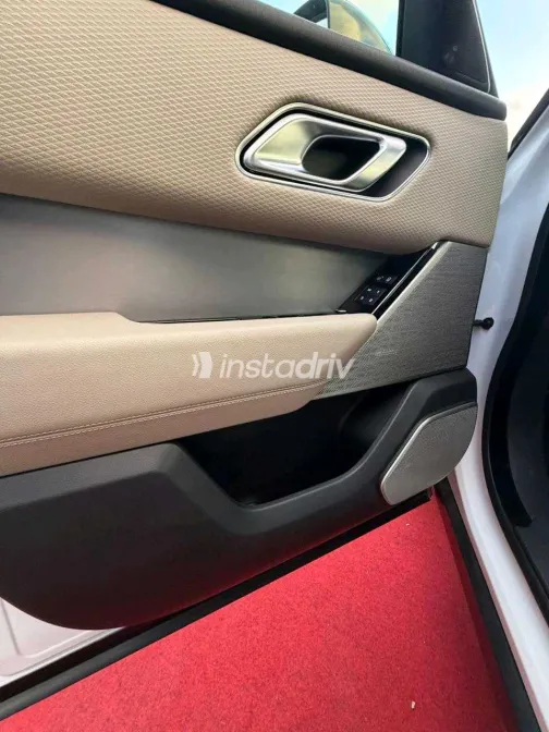 Land Rover Velar 2020 White Used for Sale - 1