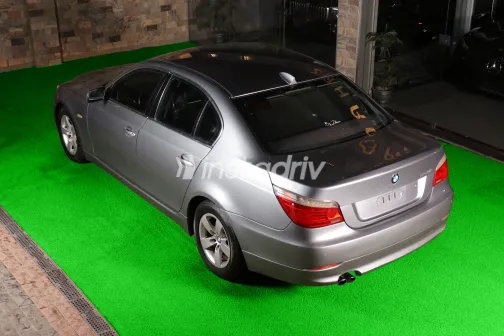 بي ام دبليو 523 2007 أبيض مستعملة للبيع - 2