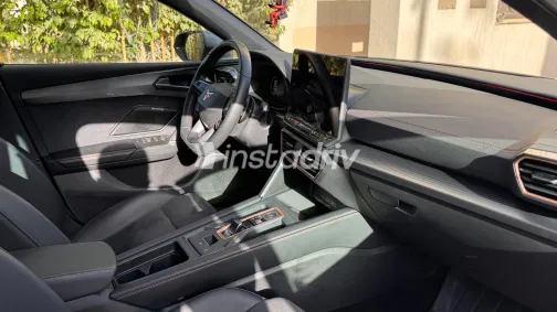 كوبرا ليون 2025 أبيض مستعملة للبيع - 6