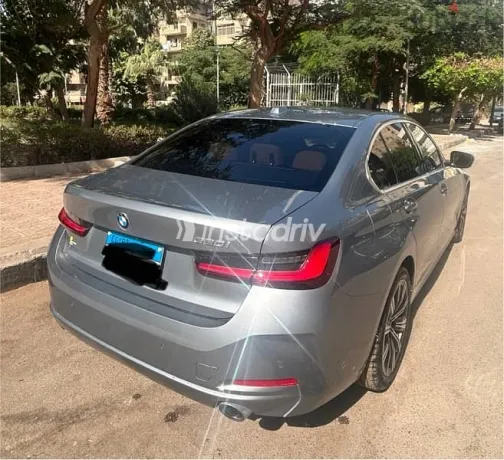 بي ام دبليو 320 2023 رمادي مستعملة للبيع - 4