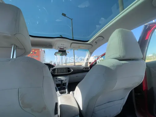 Peugeot 308 2015 White Used for Sale - 5