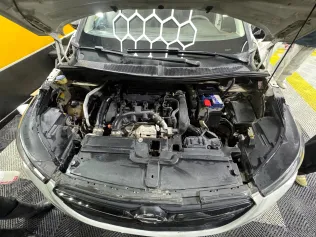 اوبل جراند لاند 2019 أبيض مستعملة للبيع