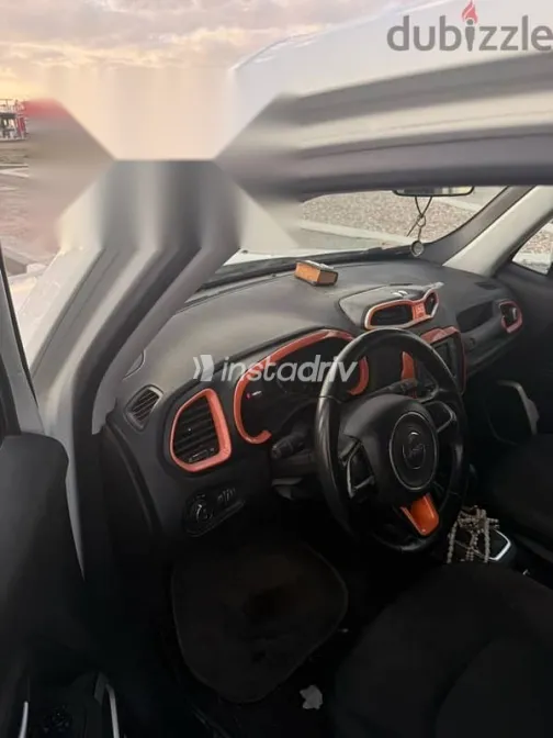 Jeep Renegade 2021 White Used for Sale - 3