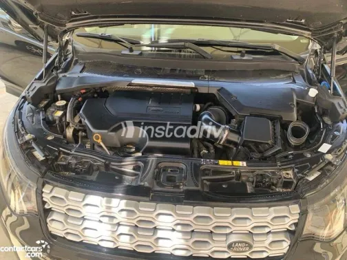 Land Rover Discovery sport 2021 White Used for Sale - 3