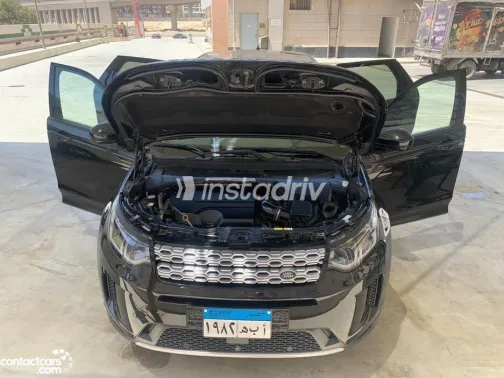 Land Rover Discovery sport 2021 White Used for Sale - 4