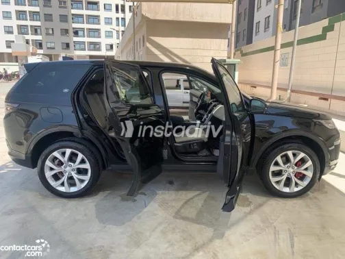 Land Rover Discovery sport 2021 White Used for Sale - 6