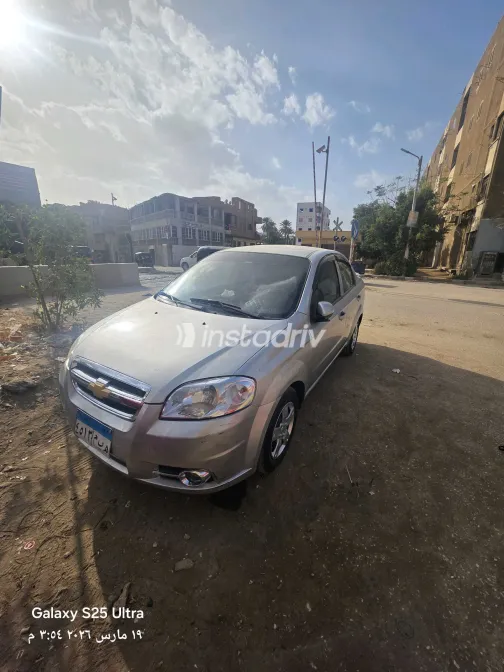 شيفروليه افيو 2011 أبيض مستعملة للبيع - 2