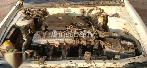 نيسان صنى 2000 أبيض مستعملة للبيع - 6