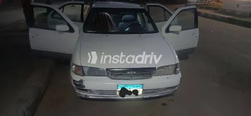 نيسان صنى 2000 أبيض مستعملة للبيع - 8