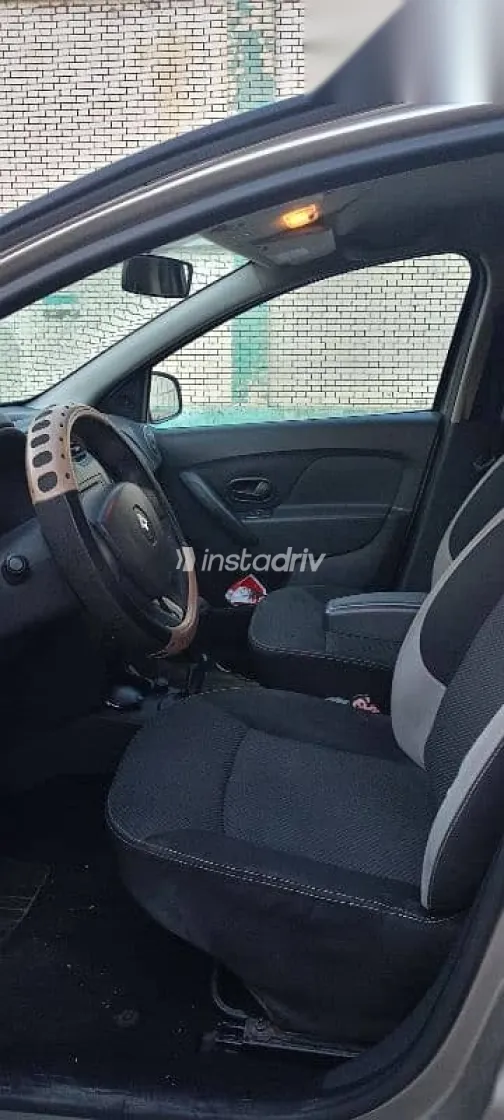 رينو لوجان 2015 ذهبي مستعملة للبيع - 7