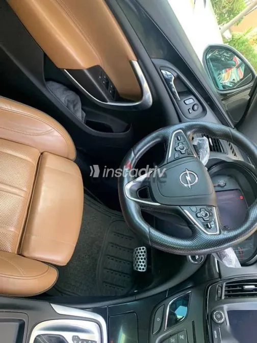 Opel Insignia 2016 White Used for Sale - 6