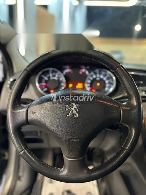 بيجو 3008 2016 بيج مستعملة للبيع - 7