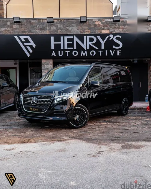 مرسيدس 300 2026 أسود جديدة للبيع - 2