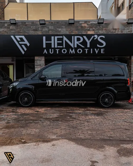 مرسيدس 300 2026 أسود جديدة للبيع - 3