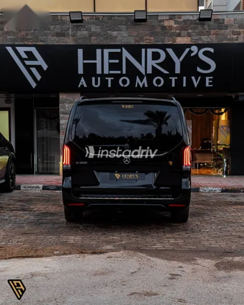 مرسيدس 300 2026 أسود جديدة للبيع - 6