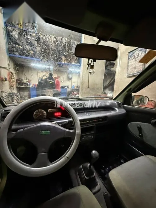 دايهاتسو كانشيل 1998 أخضر مستعملة للبيع - 4