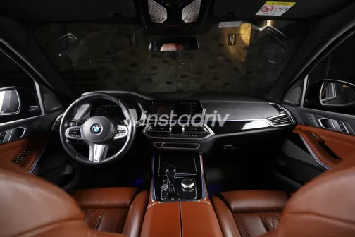 بي ام دبليو X5 2021 أبيض مستعملة للبيع - 4