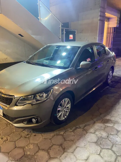 بيجو 301 2018 أبيض مستعملة للبيع - 7