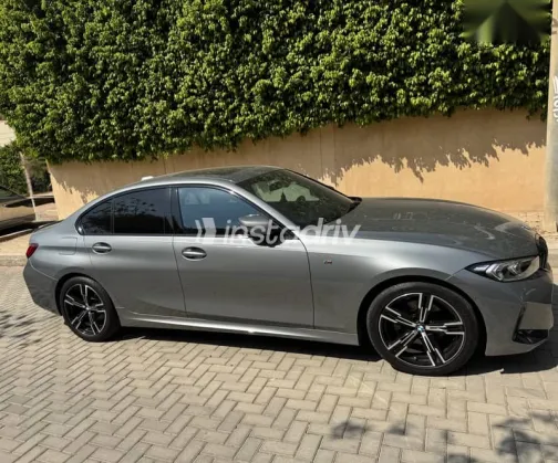 BMW 320 2023 Silver Used for Sale - 3