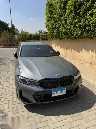 بي ام دبليو 320 2023 فضي مستعملة للبيع