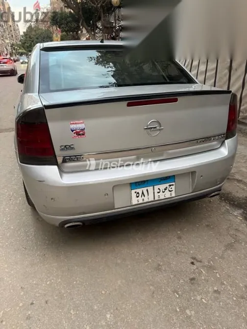 اوبل فيكترا 2008 فضي مستعملة للبيع - 2