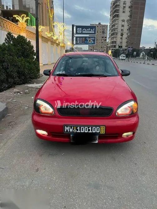 دايو جوليت 1997 أحمر مستعملة للبيع - 1