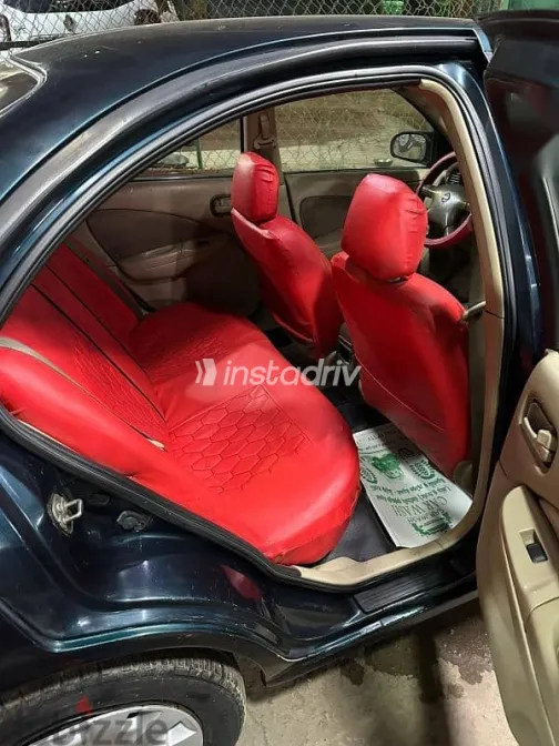 نيسان صنى 2008 أزرق غامق مستعملة للبيع - 5