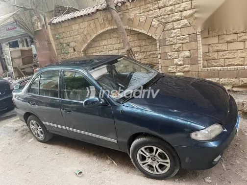 هيونداي اكسنت 1999 أزرق غامق مستعملة للبيع - 4