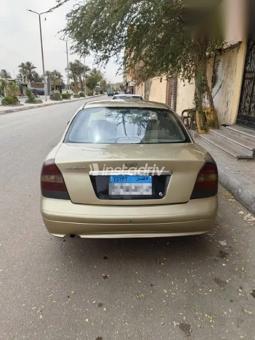 دايو نوبيرا 2002 ذهبي مستعملة للبيع - 3