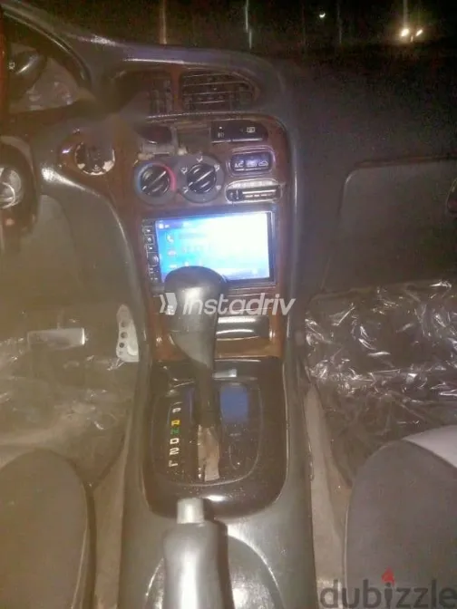 هيونداي إلنترا 1998 فضي مستعملة للبيع - 6