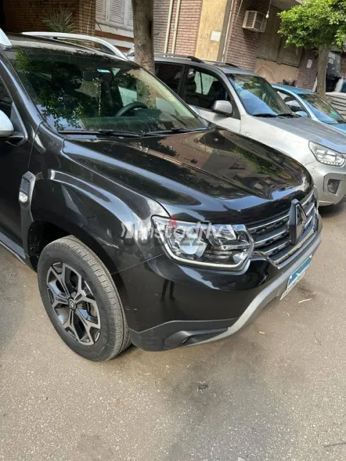 رينو داستر 2021 أسود مستعملة للبيع - 1