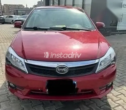 بى واى دى‬ F3 2024 أحمر مستعملة للبيع - 1