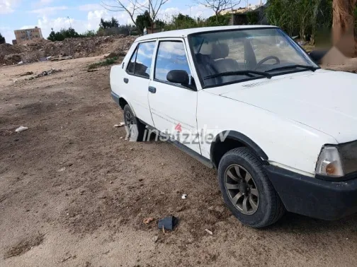 فيات شاهين 2001 أبيض مستعملة للبيع - 2