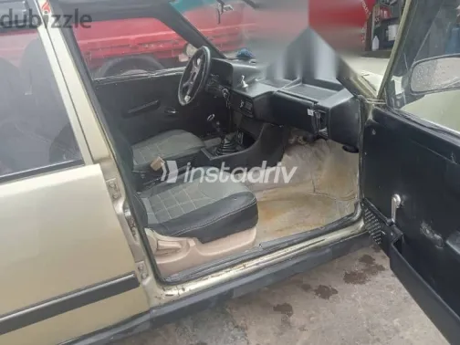 فيات شاهين 2001 ذهبي مستعملة للبيع - 3