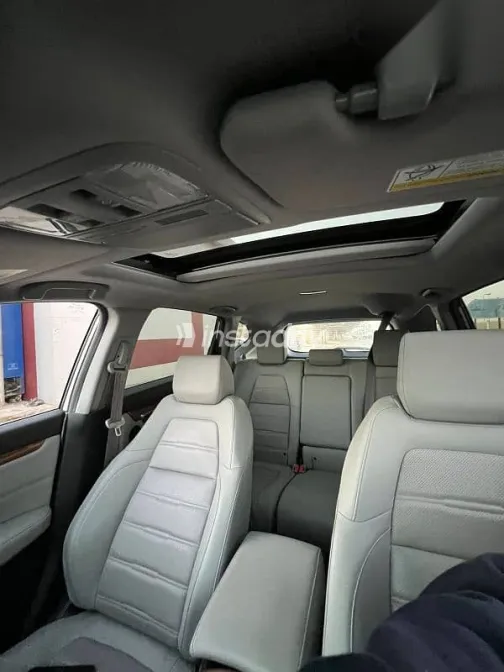 Honda CRV 2021 Silver Used for Sale - 8