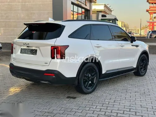 Kia Sorento 2025 White Used for Sale - 4