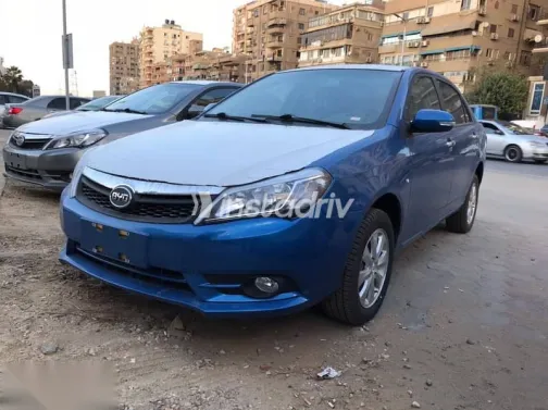 بى واى دى‬ F3 2025 أزرق غامق جديدة للبيع - 2