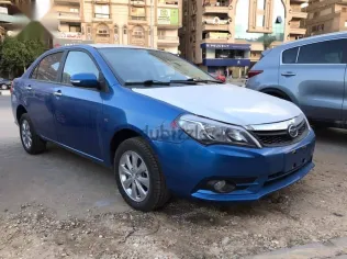 بى واى دى‬ F3 2025 أزرق غامق جديدة للبيع