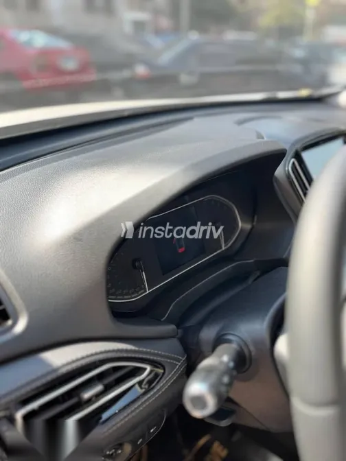 شيرى تيجو 2026 رمادي جديدة للبيع - 5