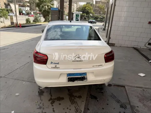 سيتروين سي اليزيه 2021 أبيض مستعملة للبيع - 2