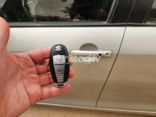 Suzuki Swift 2015 Silver Used for Sale - 2