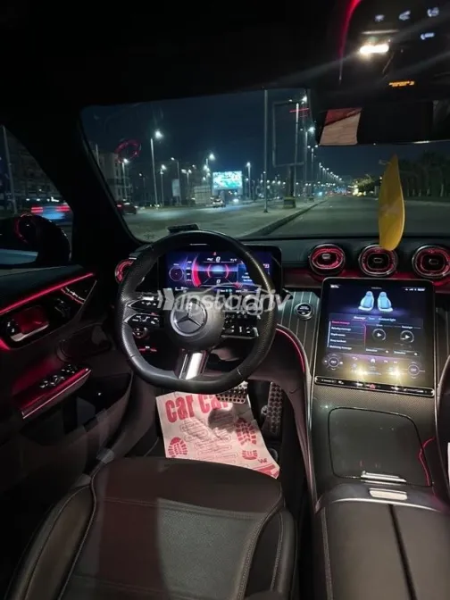 Mercedes C 200 2023 Silver Used for Sale - 6