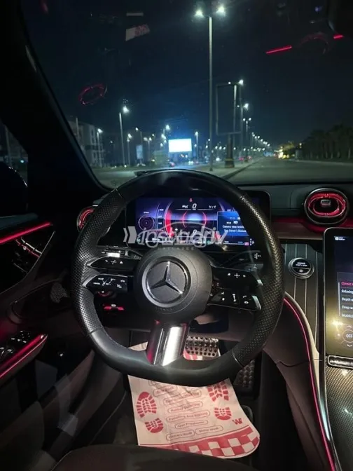 Mercedes C 200 2023 Silver Used for Sale - 7