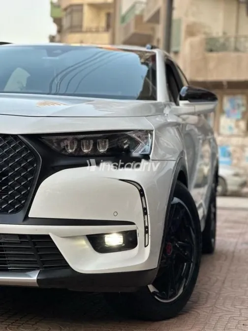 Ds DS7 2021 White Used for Sale - 3