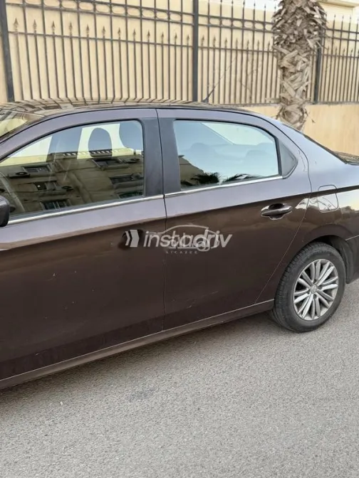 Peugeot 301 2017 White Used for Sale - 2